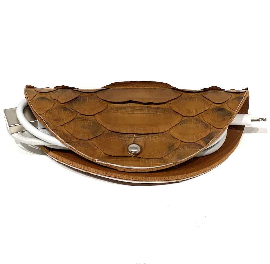 Kundalini wire organiser Havanafarvet til ledninger